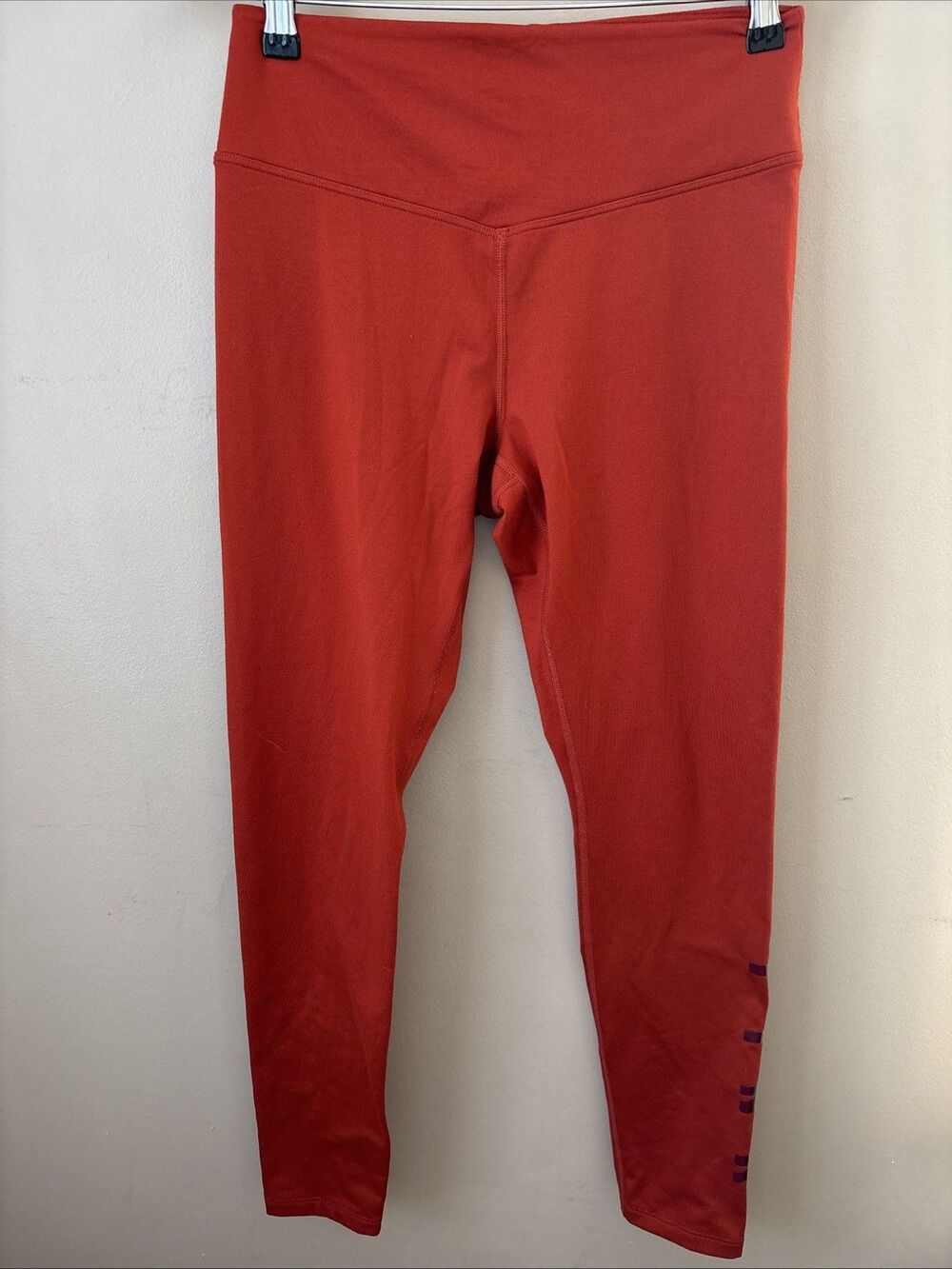 VS PINK Womenโs M Rust Orange Fleece Lined Cozy Leggings High Rise